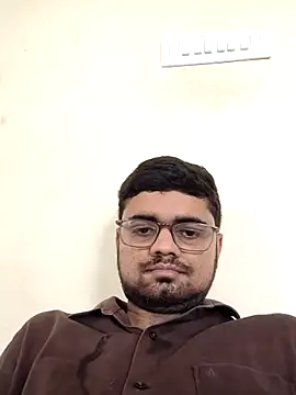 Snapshot of Ishan003 chatting on April 18, 2026, 6:06 am Ishan003 online show from April 18, 2026, 6:06 am