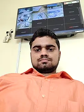 Snapshot of Ishan003 chatting on April 20, 2026, 5:43 am Ishan003 online show from April 20, 2026, 5:43 am