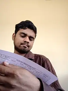 Snapshot of Ishan003 chatting on May 1, 2026, 5:45 am Ishan003 online show from May 1, 2026, 5:45 am