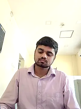 Snapshot of Ishan003 chatting on May 7, 2026, 8:42 am Ishan003 online show from May 7, 2026, 8:42 am