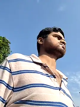 Snapshot of Ishan003 chatting on June 25, 2026, 2:33 am Ishan003 online show from June 25, 2026, 2:33 am