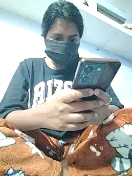 Snapshot of Priya_Strip chatting on January 1, 2025, 7:10 pm Priya Strip online show from January 1, 2025, 7:10 pm