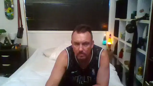 LukedavidDestroys online show from December 22, 2025, 7:44 pm