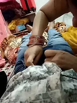 Snapshot of Bhabhi_desi12 chatting on February 26, 2025, 8:59 am Bhabhi desi12 online show from February 26, 2025, 8:59 am