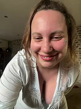 Yanacool007 online show from March 31, 2026, 7:53 am