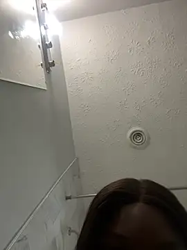 Gripperke00 online show from October 1, 2025, 1:17 pm