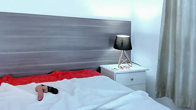 Vennus gir online show from January 21, 2025, 11:45 pm