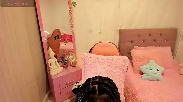 bruneettklaryss online show from February 23, 2025, 8:39 am