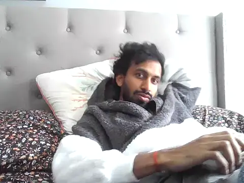 Snapshot of skinny__boy__ chatting on February 16, 2026, 6:37 pm skinny boy online show from February 16, 2026, 6:37 pm