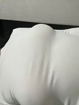 Snapshot of Mia_Meow_ chatting on March 13, 2025, 9:26 pm Mia Meow online show from March 13, 2025, 9:26 pm