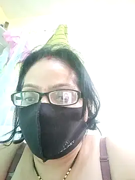 heenage online show from February 4, 2025, 7:18 am