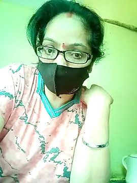 heenage online show from March 2, 2025, 5:12 am