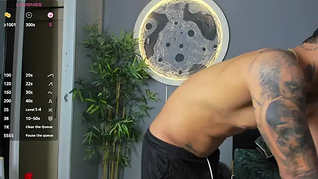 jordan mayers02 online show from November 13, 2025, 8:57 am