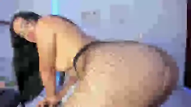 anniesweet- online show from March 18, 2025, 7:42 pm