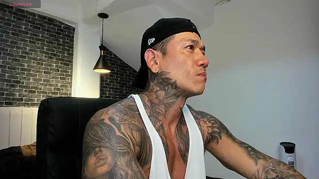 Dantesuarez28 online show from February 5, 2026, 8:30 am