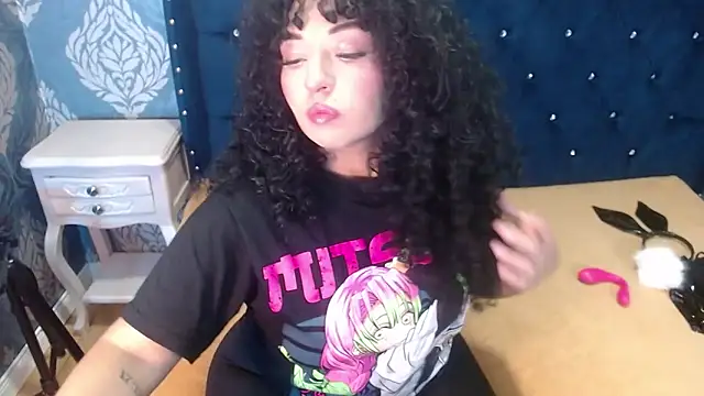 Sofiacowperx online show from February 26, 2026, 1:10 pm