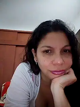 Carliina Soussa online show from February 27, 2025, 4:20 am