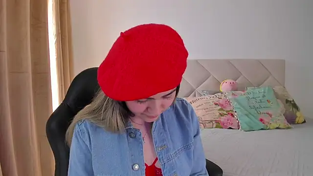 Lau Bee online show from January 4, 2025, 3:28 pm