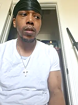 bigboytoy912 online show from May 15, 2026, 4:14 pm