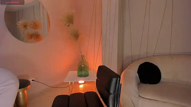 SavannahStorm online show from January 15, 2025, 6:40 pm