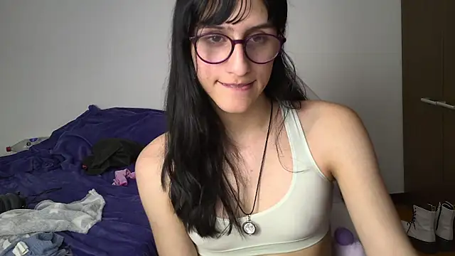 Snapshot of Alice_love29 chatting on January 18, 2025, 1:30 am Alice love29 online show from January 18, 2025, 1:30 am