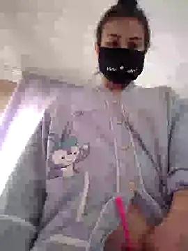 MikaKors online show from January 19, 2025, 9:44 am