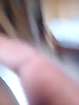 Snapshot of Kinng3 chatting on October 6, 2025, 5:32 pm Kinng3 online show from October 6, 2025, 5:32 pm