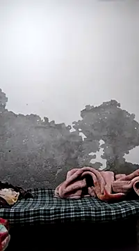 illay love online show from March 5, 2025, 3:40 am