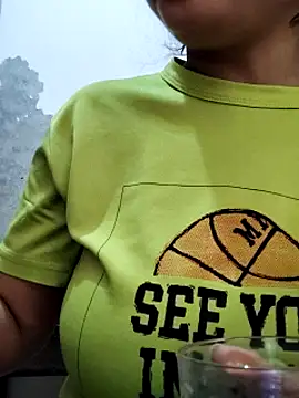 illay love online show from March 9, 2025, 5:44 am