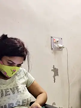 illay love online show from March 10, 2025, 4:57 pm