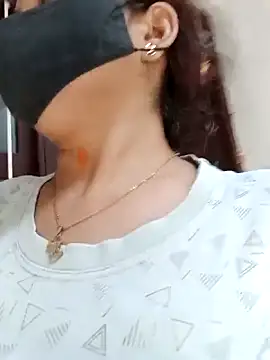 illay love online show from May 22, 2026, 5:36 am