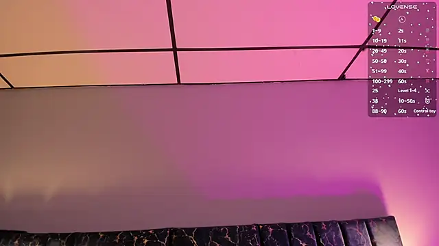 Sophia Lemos online show from September 14, 2025, 6:29 pm