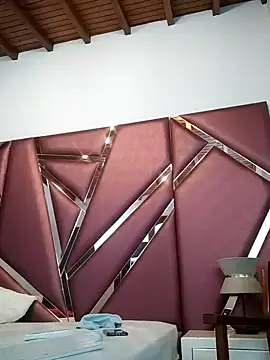 Adel Nesbiit online show from February 2, 2025, 6:31 pm