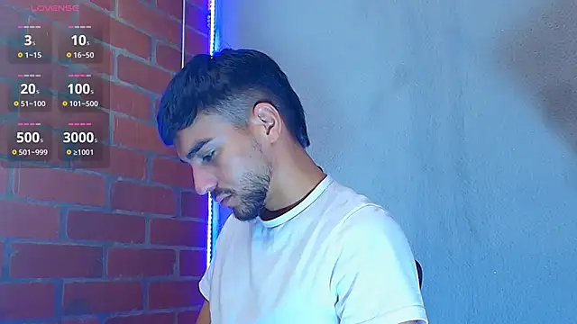 Leandro valenzuela online show from November 24, 2025, 5:45 pm