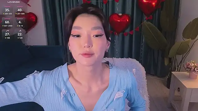 AudreyMell online show from February 14, 2025, 2:54 pm