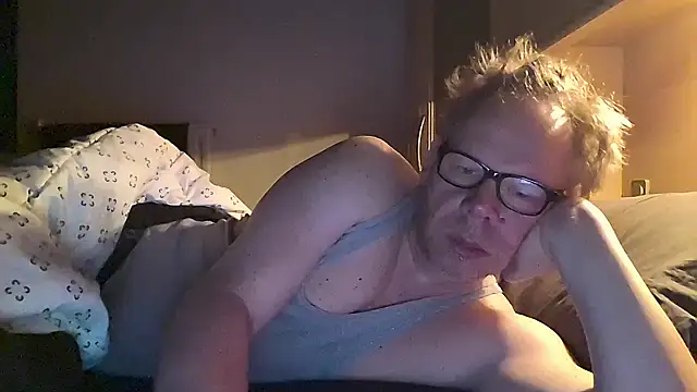 Snapshot of kinkyslet8 chatting on January 9, 2026, 7:55 am kinkyslet8 online show from January 9, 2026, 7:55 am