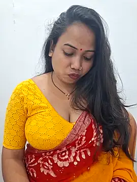 DREAM GIRL-30 online show from November 18, 2025, 5:28 pm