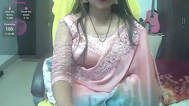 Cute-Tara online show from March 5, 2025, 2:01 pm