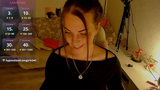 masha19981 online show from June 12, 2026, 8:52 pm