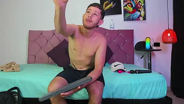 Snapshot of louis_bcasta1 chatting on February 22, 2025, 11:02 am louis bcasta1 online show from February 22, 2025, 11:02 am