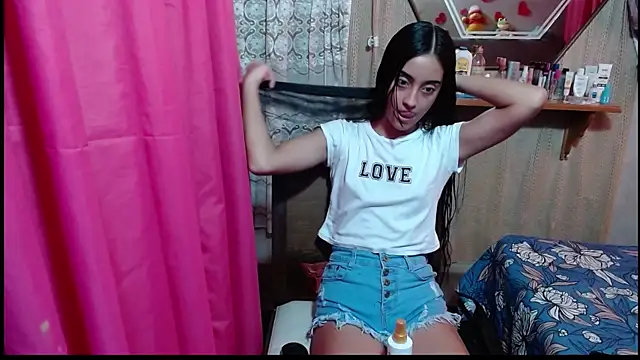 Lunawillis online show from April 24, 2026, 7:16 pm