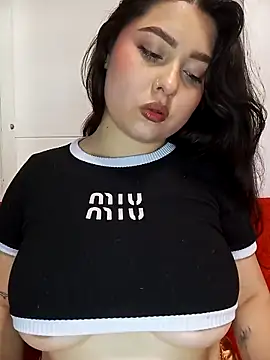 sofialopez1 online show from September 18, 2025, 9:50 pm