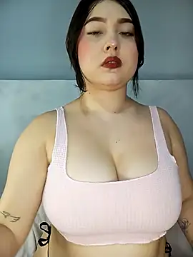 sofialopez1 online show from October 22, 2025, 7:24 pm