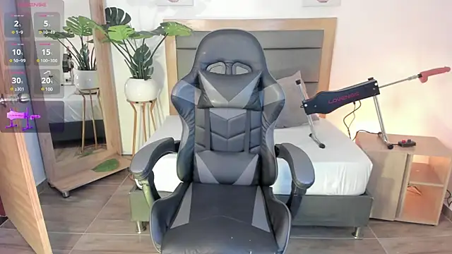 irantzu hank online show from January 22, 2025, 1:42 pm