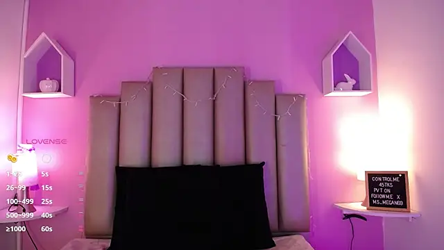 MeghanBurn online show from March 15, 2025, 12:34 pm