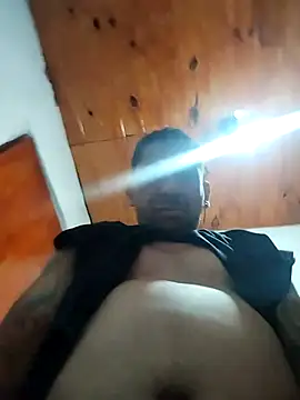 Snapshot of nahuelaspirineta chatting on December 3, 2025, 12:07 am nahuelaspirineta online show from December 3, 2025, 12:07 am