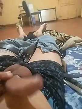 Snapshot of nahuelaspirineta chatting on December 18, 2025, 2:50 am nahuelaspirineta online show from December 18, 2025, 2:50 am