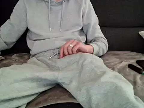 ElViko11 online show from December 6, 2024, 12:49 pm