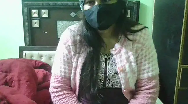 couplesuni online show from December 29, 2024, 7:00 pm