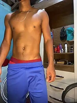 Leosilvaj1 online show from April 27, 2026, 11:25 pm